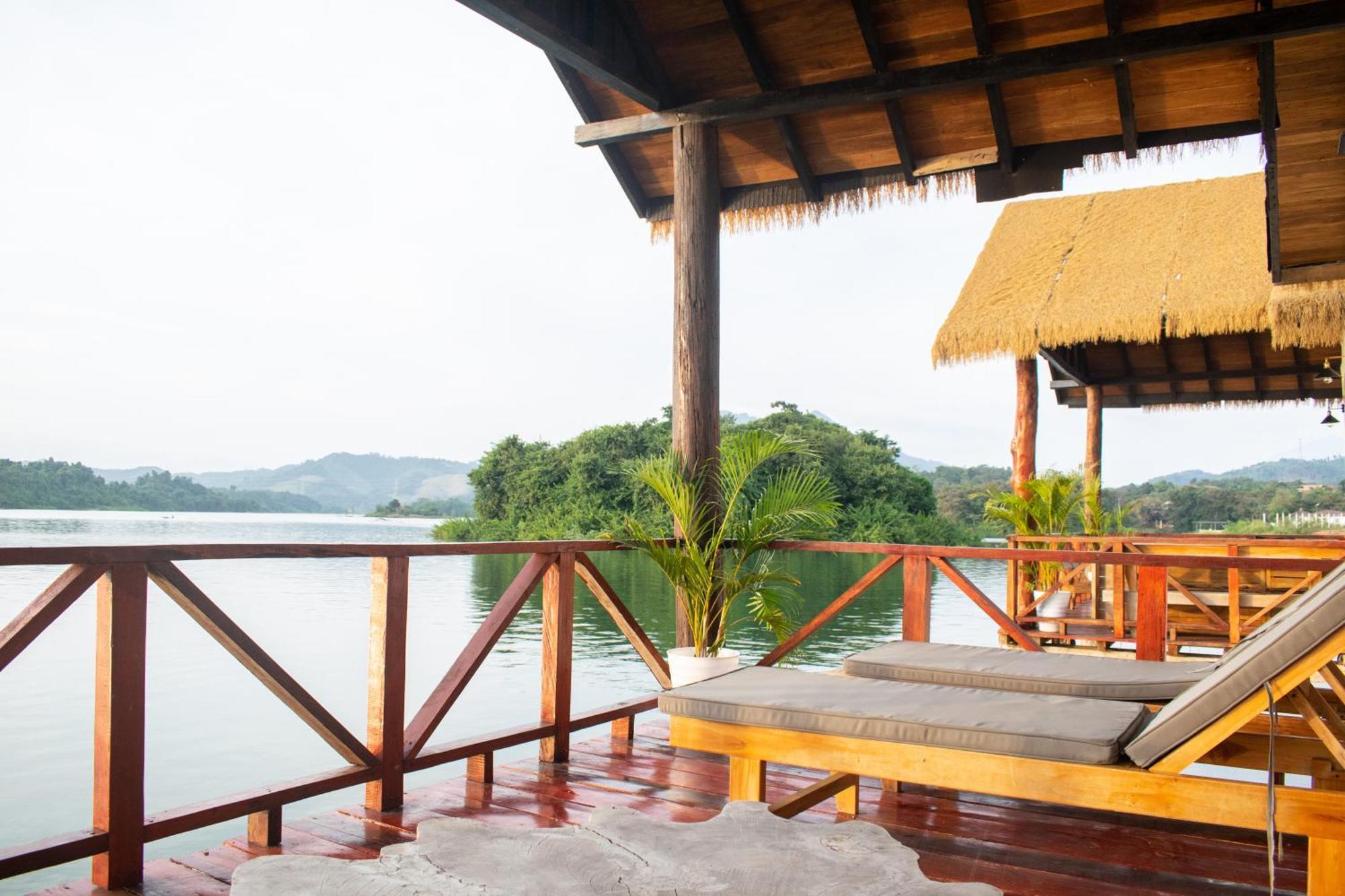 Sunset Nam Ngum Resort วังเวียง ภายนอก รูปภาพ
