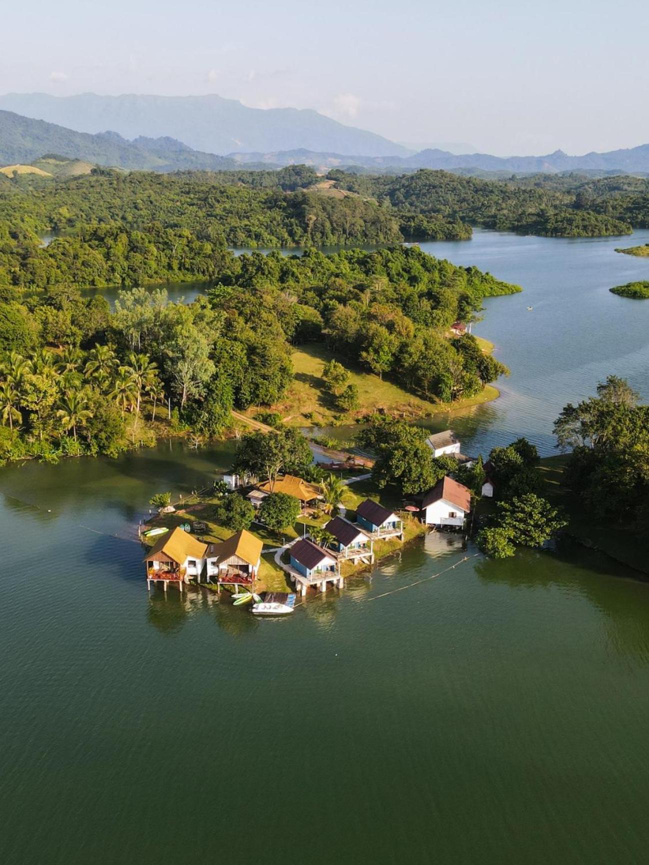 Sunset Nam Ngum Resort วังเวียง ภายนอก รูปภาพ